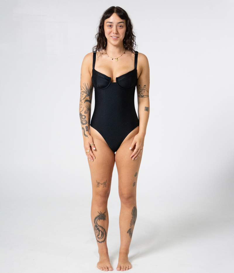 Noosa One Piece in Noir (black), front view on model
